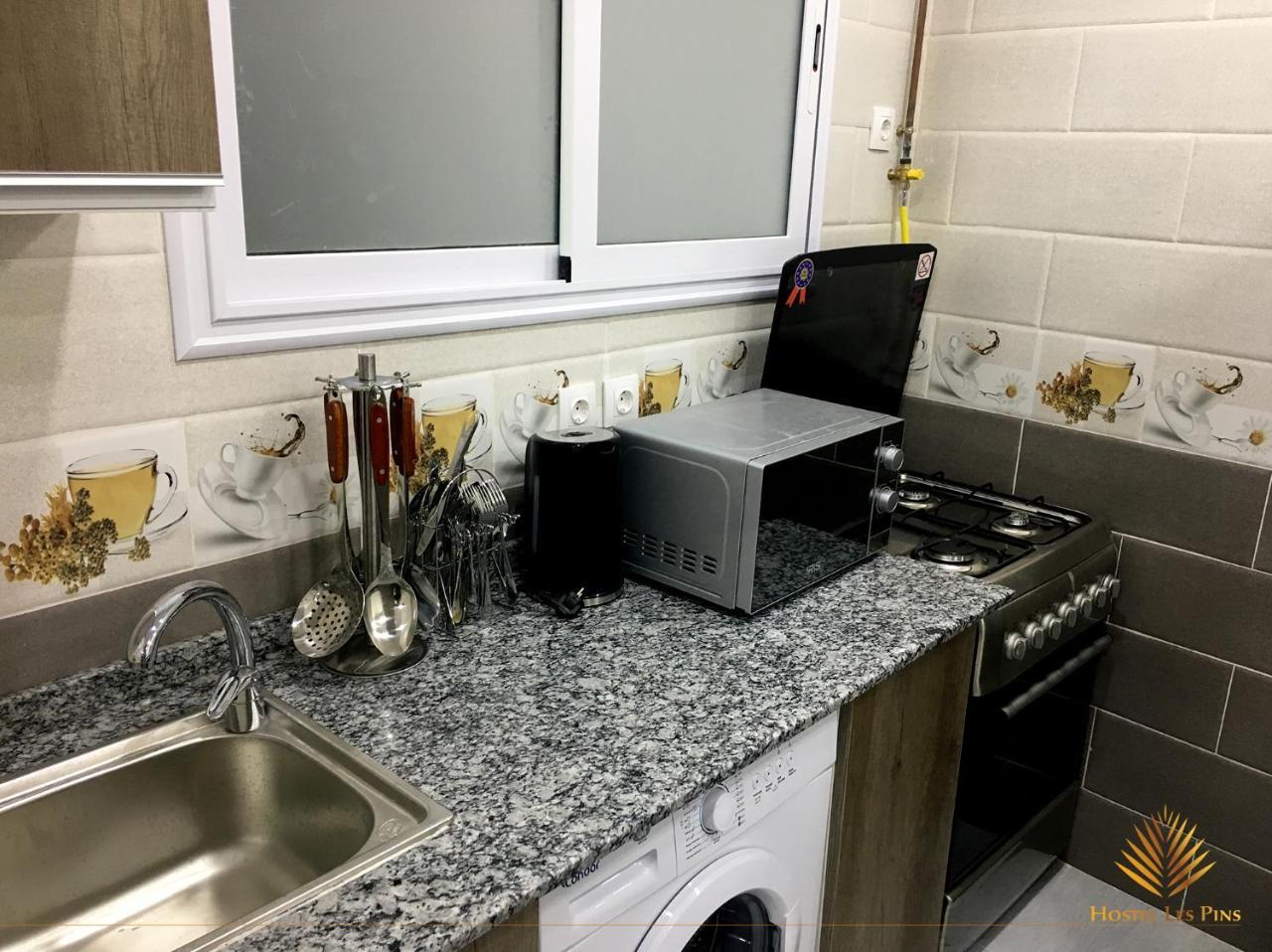 Hostel Les Pins Alger Экстерьер фото